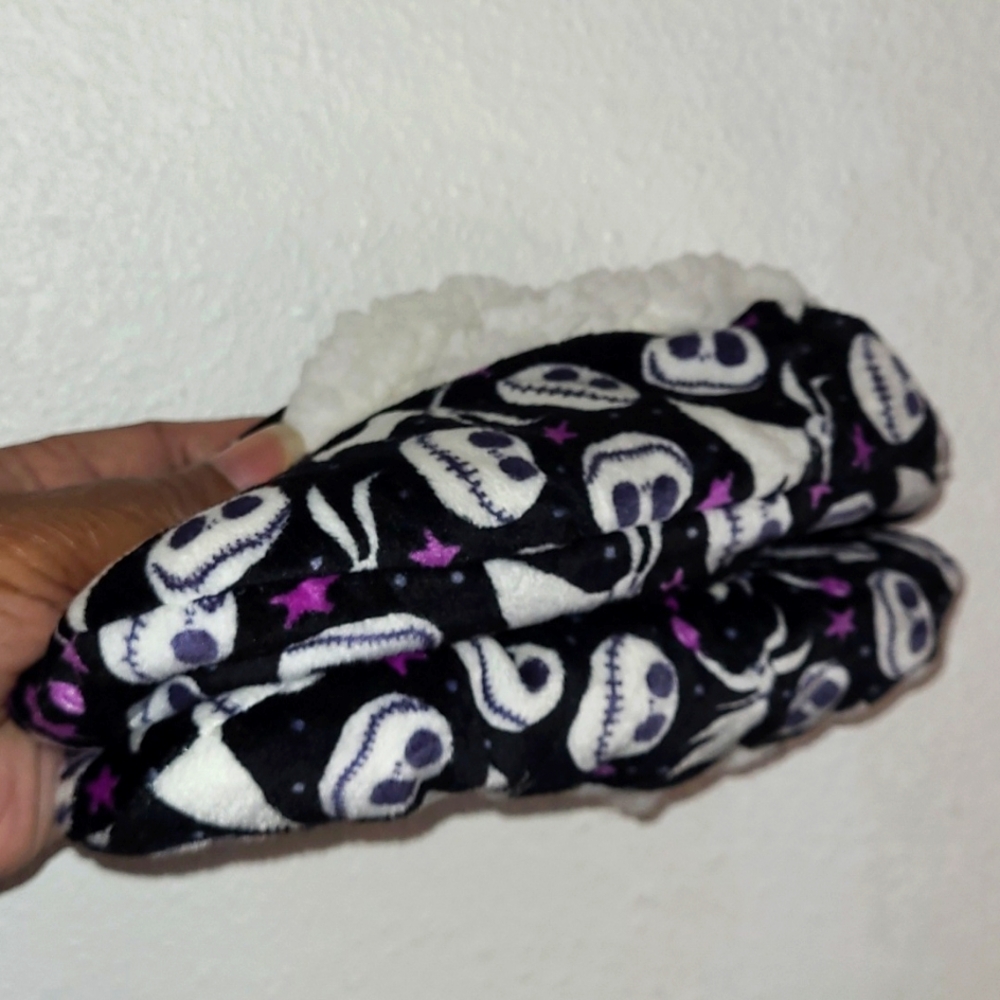 Disney The Nightmare Be4 Christmas Faux Fur Slipper Sock Shoe Sz 5.5-7.5 S/M NWT